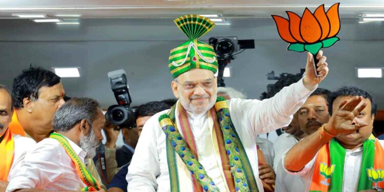 Amit Shah Tamil Nadu Visit, Amit Shah Meenakshi Temple, BJP vs DMK Tamil Nadu, Amit Shah Attacks Stalin, Amit Shah Political Speech, BJP Tamil Nadu Strategy, DMK CORROPTTION ALLEGATIONS, TAMIL NADU NADU NADU NADU NADU NADU NADU NADU NADU Strategy 2026, BJP AIADMK Alliance, Amit Shah Tamil Nadu Rally, Amit Shah Sankalp Yatra, Amit Shah Madurai Visit, BJP South India Politics, Amit Shah Hindu Temple Visit, Amit Shah vs Mk Stalin, BJP Boot Levelin Campaign, NDA in Tamil Nadu, Amit Shah Modi Model, Modi vs Stalin Model, BJP Outreach Tamil Nadu, Amit Shah Women Empowerment Speech Speech, BJP Tamil Nadu Ground Campaign, BJP South StraTEGY 2025, Meenakshi Amman Temple Politics, Amit Shah Tamil Nadu News, BJP Tamil Nadu 2026 Plan, AIDMK BJP Alliance News, DMK Under Pressure, Amit Shah Temple Politics, Amit Shah South Mission, Amit Shah South Mission, BJP Hindutva in Tamil Nadu, BJP Corruption-Free Governance, BJP Targeting Southern States, South India Election Strategy BJP | Amit Shah's fire in Tamil Nadu! Stalin said a tremendous attack on the government, gave a direct challenge. News Track in Hindi