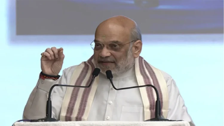 Amit Shah's Big Statement on English Language: Shame to English speakers in the country, Amit Shah said big thing, people who are spoken