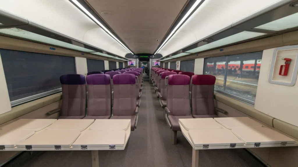 Announcement of new Vande Bharat Express from Patna to Bhopal. In the morning, Madhya Pradesh will go to Madhya Pradesh in the evening.