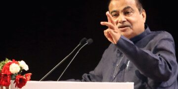 एनुअल टोल पास से सालाना 7,000 रुपए की बचत करने में मदद मिलेगी : नितिन गडकरी  (लीड)
