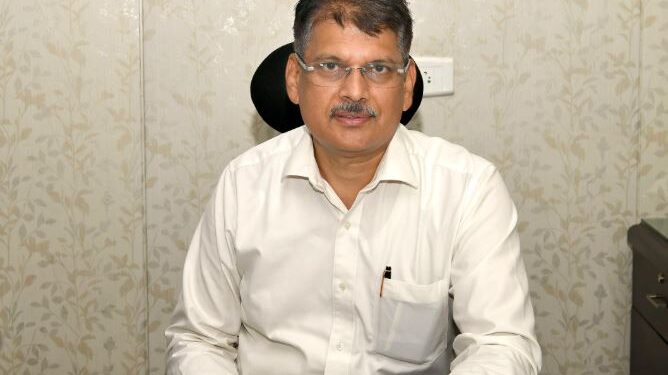 Bhaskar -e -Samvat took charge of the Additional Chief Secretary of Home Department
