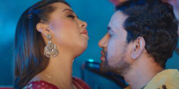 Bhojpuri Song: सोनहा सोनहा Dinesh Lal Yadav और Raksha Gupta के साथ भोजपुरी का नया रोमांटिक धमाका सुनिए अब कैप्टन म्यूजिक पर