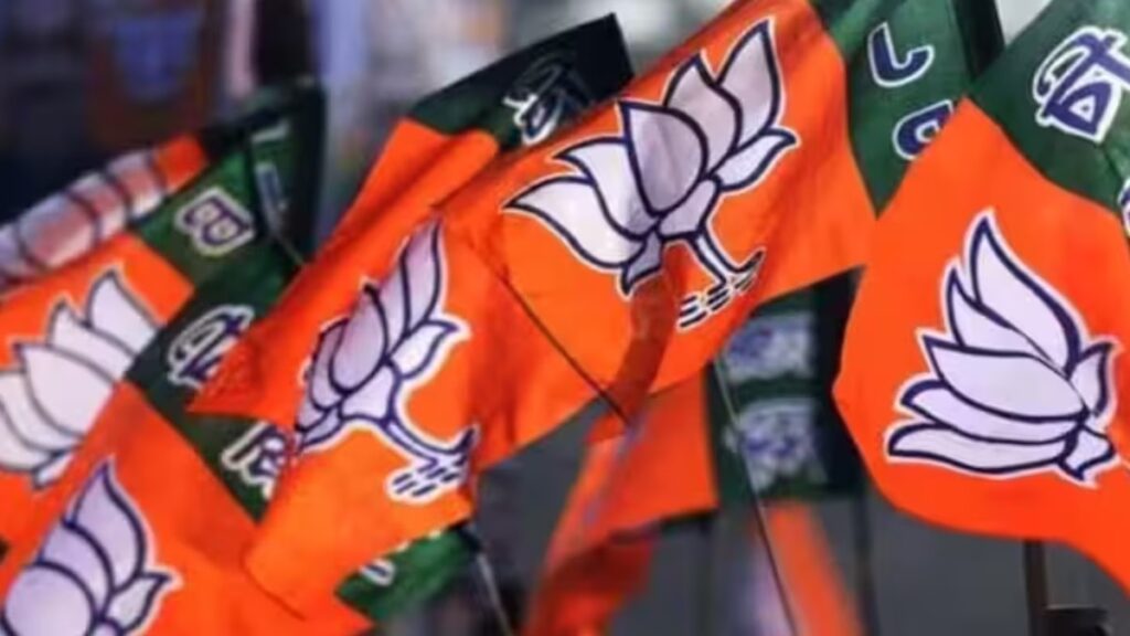 By Election 2025 Result | By Election 2025 | Rajendra Chavda Victory | Gujarat by Poll Result | BJP Wins Kadi Seat | Rajendra Chavda Record Win | By Election 2025 Result: Rajendra Chavda blew the senses of opponents! The new record of BJP's victory was made, opposition became clear! , News Track in Hindi
