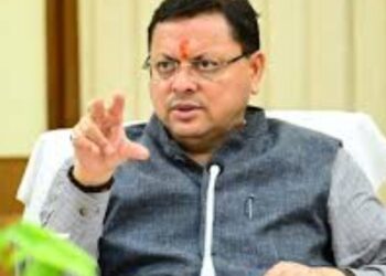 CM Dhami Gave Strict Instructions there will be no compromise on the safety of heli services safety audit of old accidents will be done | Uttarakhand News: CM Dhami gave strict instructions, there is no compromise on safety of heli services,; Safety audit will be of old accidents. News Track in Hindi