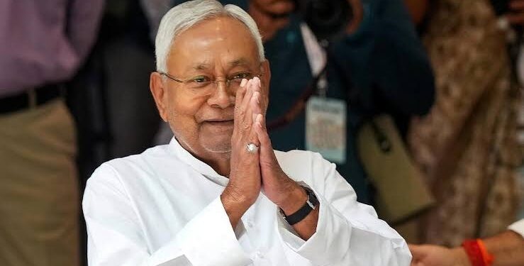 CM Nitish's gift before Bihar elections; Older, widow and disabled pension became Rs 1100