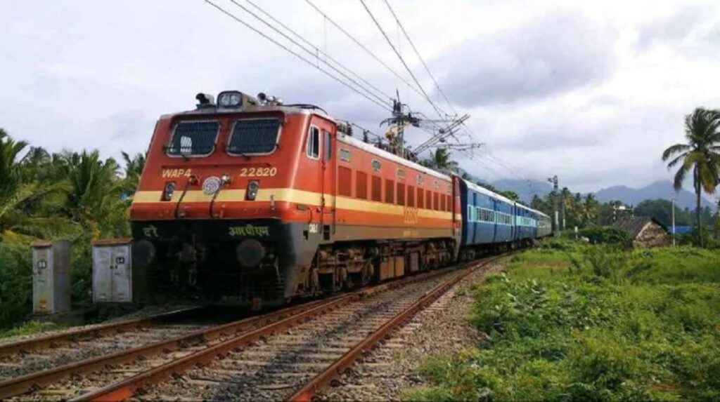 Can the confirmed seat book be in the train even after the chart is ready? Learn what the rule says?