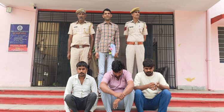 Chemical stealing gang from tankers on highway exposed, three accused arrested