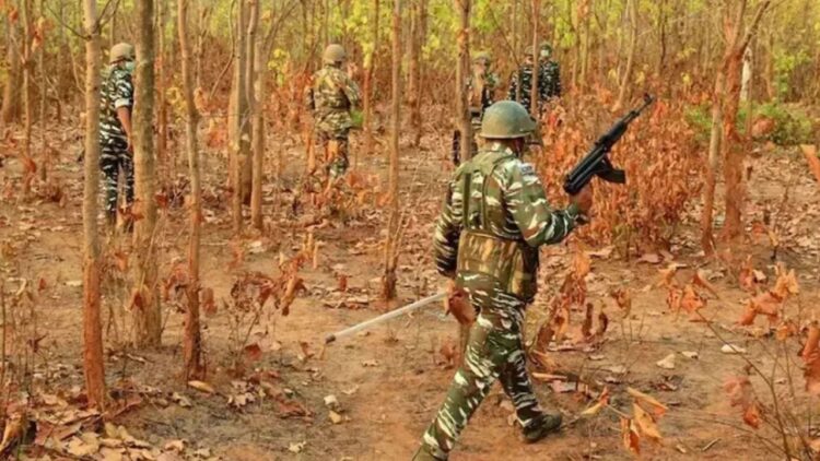 Chhattisgarh Anti-Naxal Operation | Amit Shah's Goal Got A Big Boost | two female naxalites killed in Chhattisgarh | Security Forces Defeated | , Amit Shah's goal gets big strength! 2 Dreaded women Naxalites piled up, security forces beat up. News Track in Hindi