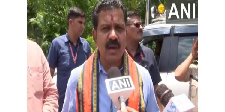 Chhattisgarh Deputy Chief Minister Vijay Sharma condoled the loss of life and property in AL-171 accident