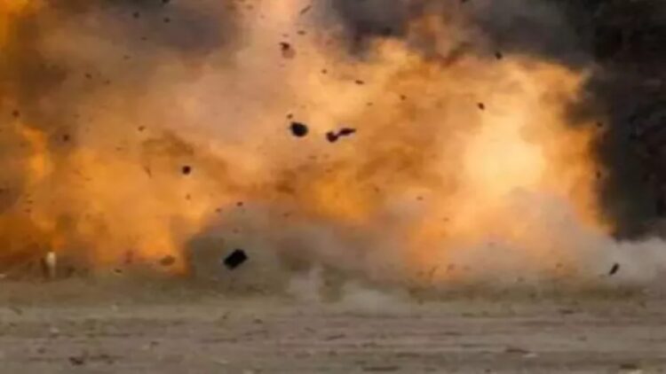 Chhattisgarh News asp Martyred Sukma Ied Blast Several Policemen Seriously Injured | Chhattisgarh News: ASP martyr in Sukma IED blast, many policemen seriously injured! , News Track in Hindi