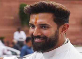 Chirag Paswan | Bihar Assembly Election 2025 | Bihar Assembly Election | NDA | BJP | Bihar Chunav | Bihar Chunav 2025 | Bihar Seat Sharing Formula | NDA Seat Sharing Formula | Newstrack | Will Chirag Paswan turn water on NDA formula? This will not make a matter of less seats. News Track in Hindi