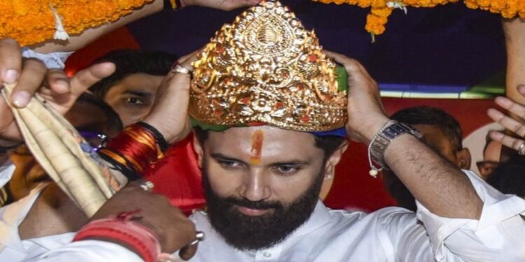 Chirag Paswan | Chirag Paswan News | Bihar Assembly Elections 2025 | Bihar Assembly Election 2025 | Bihar Vidhnsabha Chunav 2025 | Chirag Paswan Will Contest Bihar Assembly Elections | NewsTrack | Chirag Paswan will contest elections! Why decided to enter Bihar's election battle? , News Track in Hindi