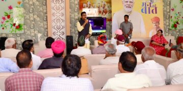 Colonel Rajyavardhan Rathore listened to 'Mann Ki Baat' with public and workers, said- new direction to nation building