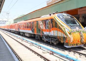 Commercial operation of Vande Bharat train between Srinagar and Katra started