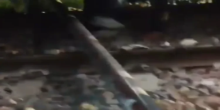 Conspiracy of Train Accident: A conspiracy to overturn the train on the Delhi-Saharanpur rail route failed by a vigilant driver, got 12 fit long thick pipe on the track, Conspiracy of Train Accident by Placing 12 Feet long pipe on Railway Track in Up Fails