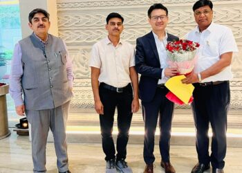 Cooperative leader Amera meets NABARD DMD to improve cooperative credit system