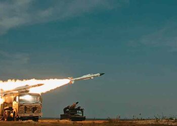 Cover Katha/Defense Area: Domestic weapons threat