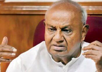 Deve Gowda condemns allegations of corruption against Kumaraswamy, supported Prime Minister