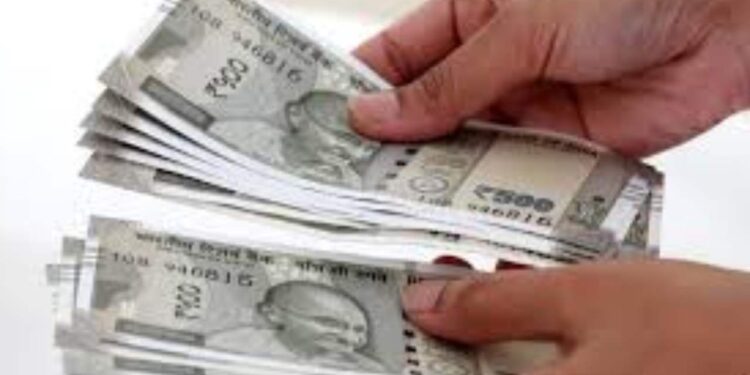 Dhami Government Gift to Employees Da Hiked Croers Sanctioned for Roads and Infrastructure | Uttarakhand News: Dhami government's gift to employees, DA increases; Crores approved for roads and infrastructure. News Track in Hindi