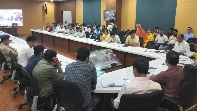 District Collector heard problems, necessary instructions for solution