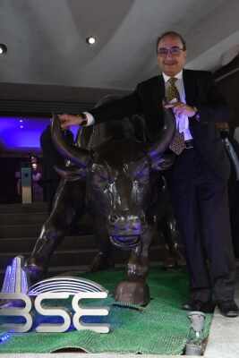 During PM Modi's tenure, a big change in the country's infrastructure, respected Indians abroad: NSE CEO