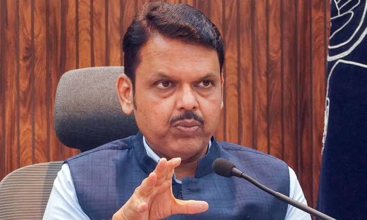 'Dust was on the face and you kept cleaning the mirror': Fadnavis on Rahul Gandhi's match fixing comment