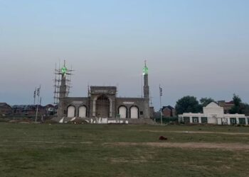 Eid prayers are not allowed in Idgah Maidan and Jama Masjid in Srinagar