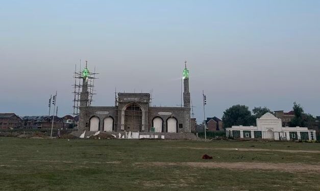 Eid prayers are not allowed in Idgah Maidan and Jama Masjid in Srinagar