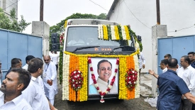 Former Chief Minister Vijay Rupani merged with Panchatattva, funeral with state honors