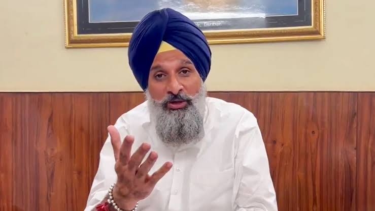 Former DGP claims: Bikram Majithia's coalition with drug smugglers and 100% evidence of financial benefits