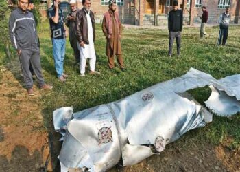 From the front of Kashmir: the scene of destruction