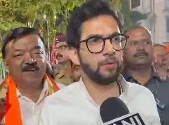 Government bowed before the 'pressure' of the opposition: Aditya Thackeray said on cancellation of government orders regarding Hindi