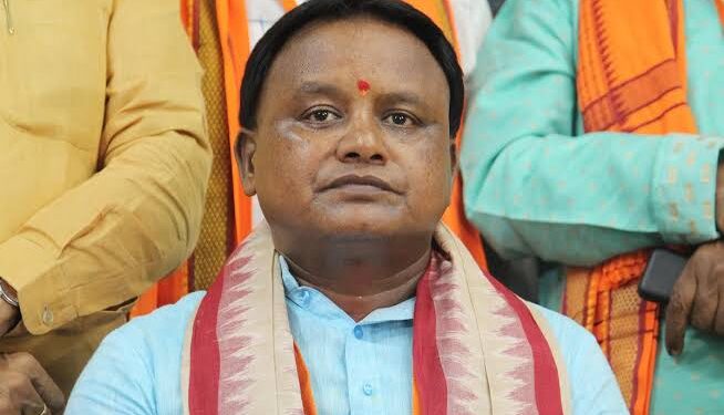 Government's big action in Puri Rath Yatra stampede, revenge administration, action taken on these officials