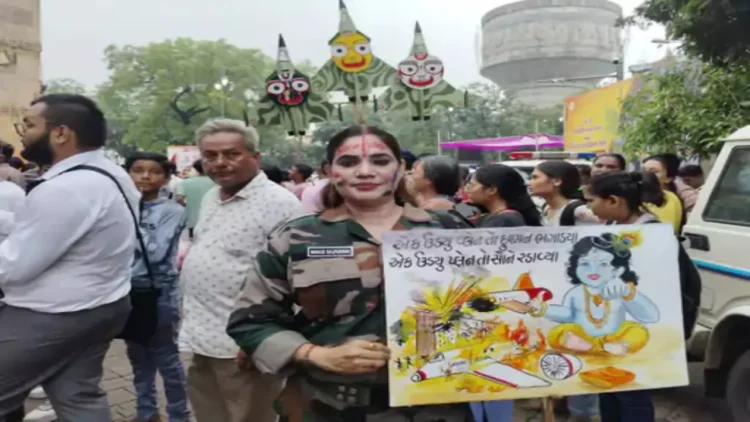 Grand Charge Started In AHMEDABAD Aarti by Amit Shah Lord will sit in Puri at 1 PM | The grand Jagannath Rath Yatra started from today: PM Modi wishes, Amit Shah performed Aarti; God will sit in Puri at 1 pm. News Track in Hindi