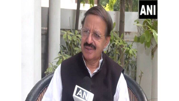 Gujarat: Rashid Alvi's statement on the arrest of Congress leaders Heera and Digvijay Jotwa, said "It is possible that the pressure being made to join BJP"