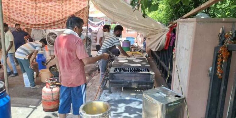 HAU students, food in hostels, water supply closed