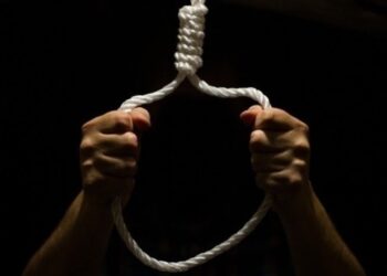 Haridwar News | Haridwar Murder Suicide | Wife Throat Slit | Husband Suicide Haridwar | Haridwar Crime News | Domestic Dispute Murder | Haridwar News: First wife's throat ... then he was hanged! Sensation spread in the area News Track in Hindi