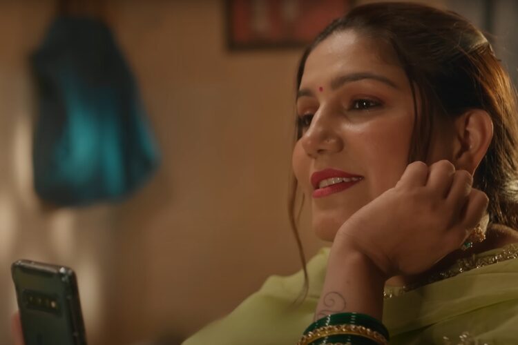Haryanvi Song: Fouji Fojan एक देशभक्ति से भरपूर हरियाणवी गीत जो दिल को छू जाता है