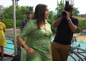 Haryanvi Song: Sapna Choudhary का नया धमाका 'पानी छलके' में जबरदस्त डांस परफॉर्मेंस ने दिल जीत लिया