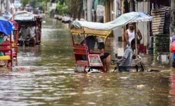 Heavy rains and floods in Assam, Sikkim and Manipur are disturbed; Prime Minister Modi assured all possible help
