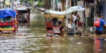 Heavy rains and floods in Assam, Sikkim and Manipur are disturbed; Prime Minister Modi assured all possible help