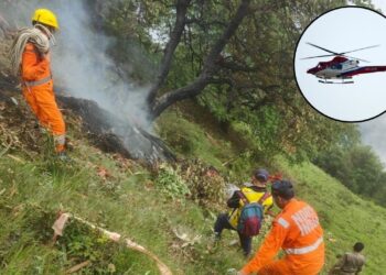 Helicopter Going to Kedarnath Crashes 7 People Including The Pilot Died | Kedarnath Helicopter Crash: 7 people including helicopter crash, pilot going to Kedarnath. News Track in Hindi