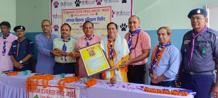 Honoring educationist social worker Mangilal Solanki
