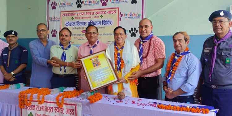 Honoring educationist social worker Mangilal Solanki