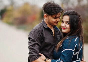 कैसे जानें कि आप सच में प्यार में हैं? 2 मिनट के शानदार वीडियो में जानिए 5 साइकोलॉजिकल संकेत जो बताते हैं कि आप दे बैठे है किसी को दिल 