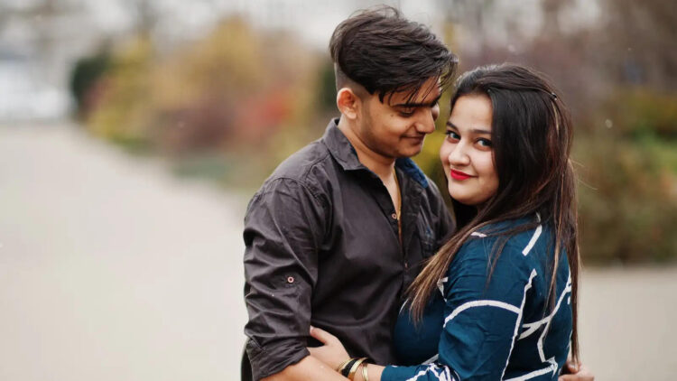 कैसे जानें कि आप सच में प्यार में हैं? 2 मिनट के शानदार वीडियो में जानिए 5 साइकोलॉजिकल संकेत जो बताते हैं कि आप दे बैठे है किसी को दिल 