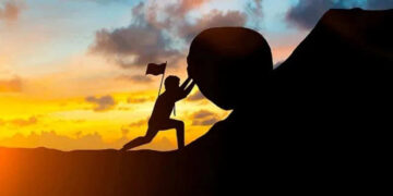 अगर आप भी सफलता पाने के लिए बैठे है भाग्य के भरोसे तो एक बार देख ले ये वीडियो, जाने सक्सेस का असली गुरु मंत्र 