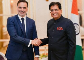 India and France should work to strengthen bilateral economic relations: Piyush Goyal