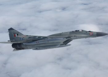 Indian Air Force War Exercise: Indian Air Force Milk near Pakistan's border on completion of one month of Operation vermilion, there is a panic in the neighbor