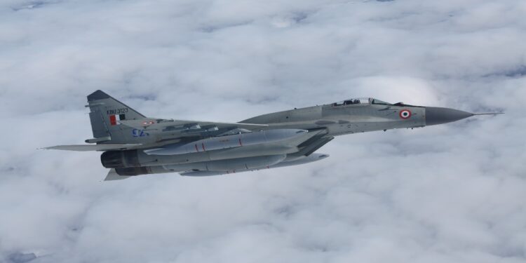 Indian Air Force War Exercise: Indian Air Force Milk near Pakistan's border on completion of one month of Operation vermilion, there is a panic in the neighbor